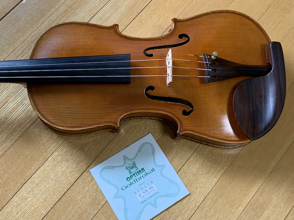THOMASTIK バイオリン4 4弦セット( E:ゴールドブラカット ドミナント) (E